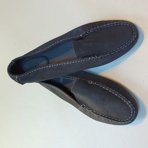 Sperry Women's Dark Moccasins with White Stitching